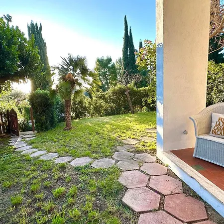 N205 - Numana, Delizioso Bilocale Con Giardino