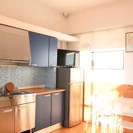 N205 - Numana, Delizioso Bilocale Con Giardino Numana