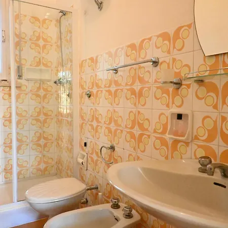 N205 - Numana, Delizioso Bilocale Con Giardino *