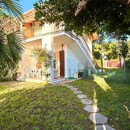 N205 - Numana, Delizioso Bilocale Con Giardino *